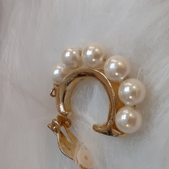 Pearl Clip On Earrings - Picture 3 of 6